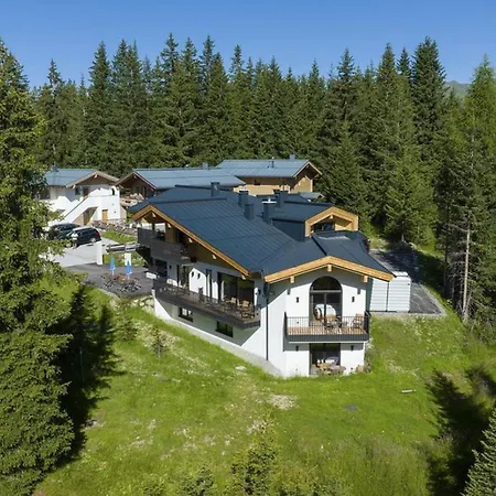 Sam Alm Prázdninový dům